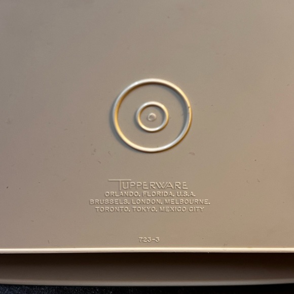 Vintage Tupperware Deviled Egg Tray Keeper Carrier Container 723-3 - Picture 5 of 8